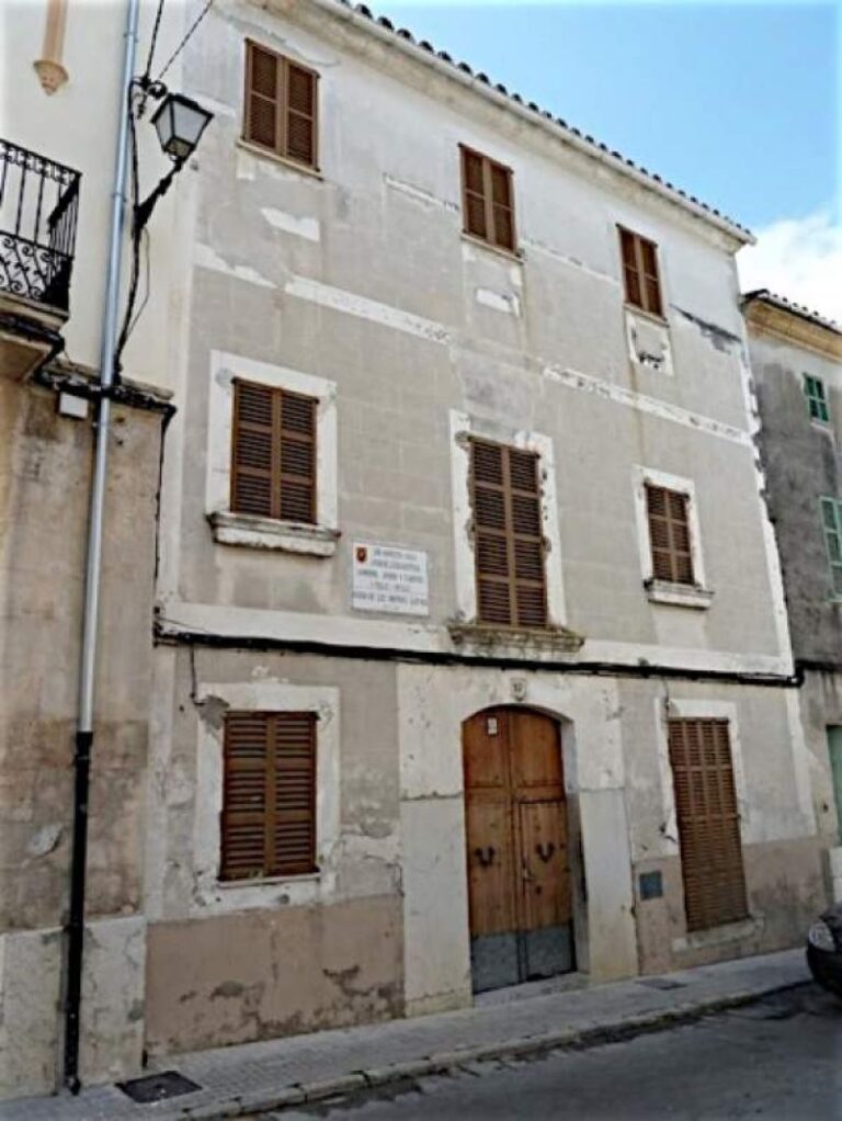 House of Llorenç Riber