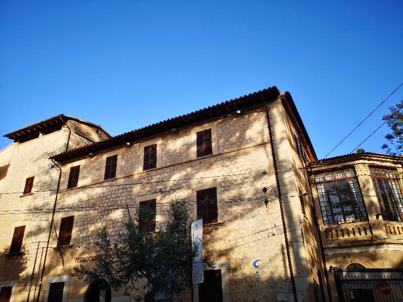Train station of Sóller, Mallorca, also home to a popular Pablo Picasso exhibition.
