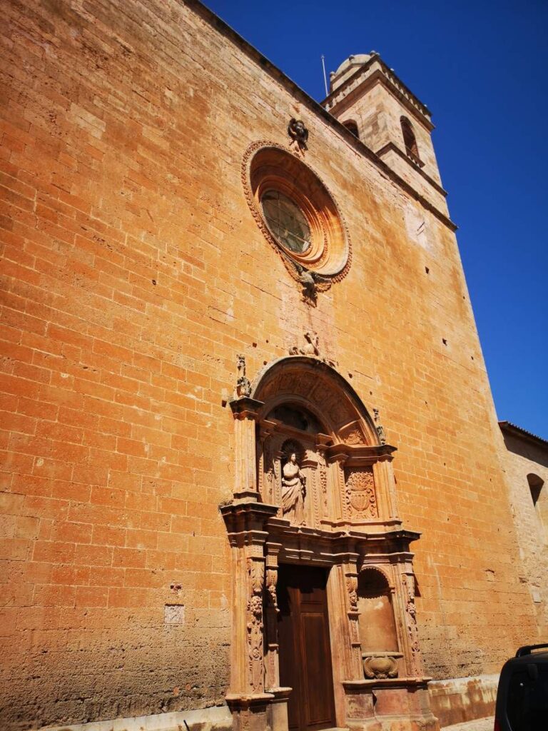 Front facade and entrance of the Sant Bonaventura convent and church in Llucmajor, Mallorca.