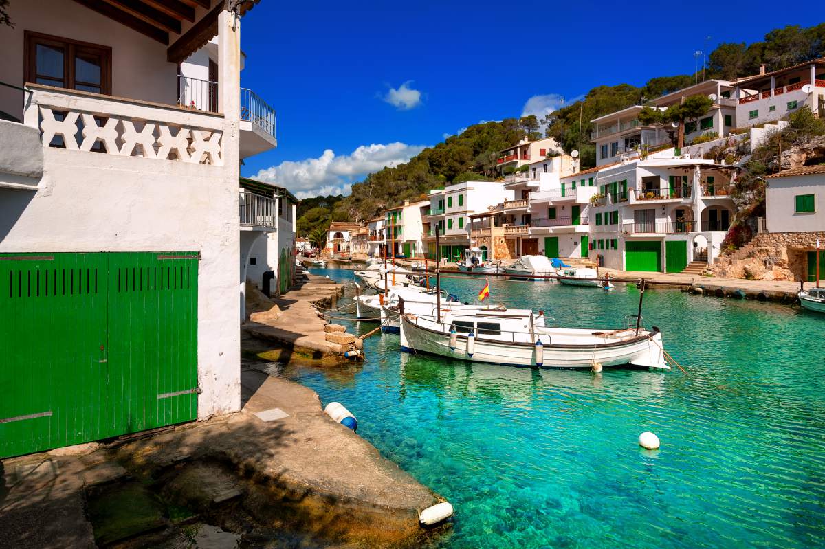 Picturesque charming old fishing village and harbor of Cala Figuera, Mallorca island, Spain.