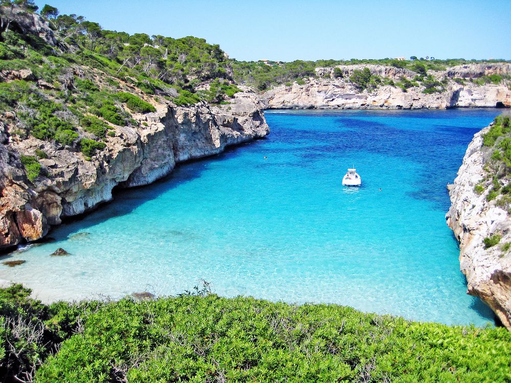 Calo des Moro picturesque beach and cove in Cala Llombards area, Mallorca island, Spain.