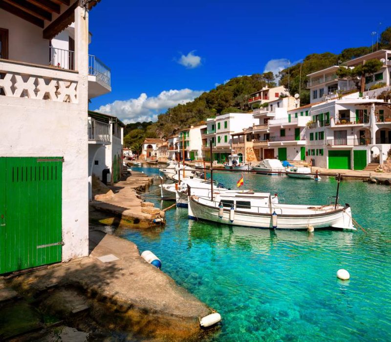 Picturesque charming old fishing village and harbor of Cala Figuera, Mallorca island, Spain.
