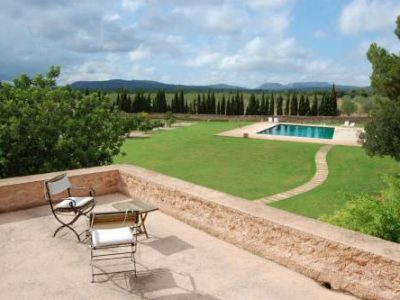 campos-mallorca-hotel-five-star-terrance-garden-pool