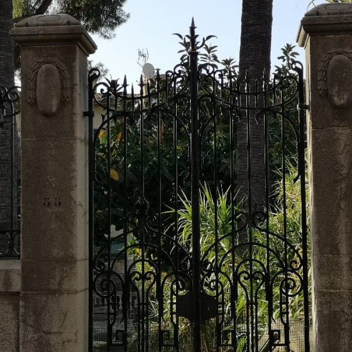 Beautiful wrought iron railing with Art Nouveau details at the Ca's America mansion in Sóller, Mallorca.