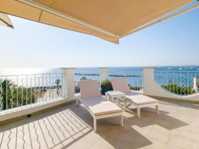 colonia-sant-jordi-mallorca-hotel-balcony-sea-coast