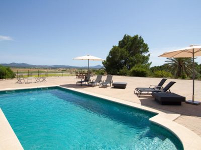 terrace-swimmingpool-countryside-rural-holiday-petra-mallorca